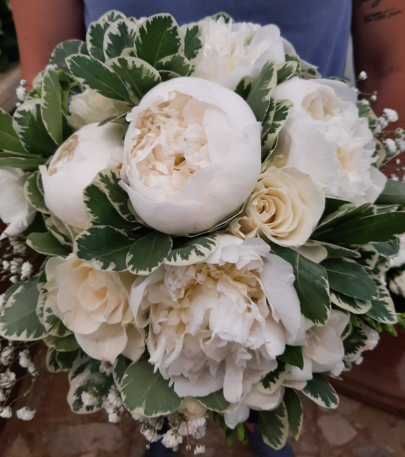 Bouquet di peonie bianche